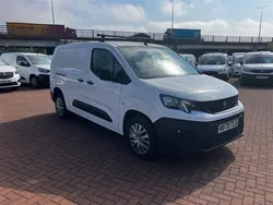 White Used 2021 Peugeot Partner S MPV | £8,400 (Good price)