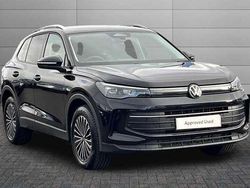 Black Used 2025 VW Tiguan Match SUV | £32,450 (Expensive)