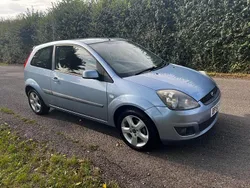 Blue Used 2006 Ford Fiesta Hatchback | £2,975 (Fair price)