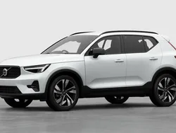 Crystal white New 2025 Volvo XC40 Plus SUV | £41,310 (Fair price)