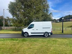 White Used 2023 Renault Master Van | £15,950 (Fair price)