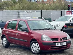 Red Used 2002 Renault Clio II Expression+ Hatchback | £1,995 (Fair price)