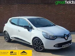 White Used 2016 Renault Clio IV Dynamique Hatchback | £3,795 (Fair price)