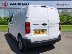 White New 2025 Peugeot Expert Van | £19,990 (Fair price)