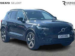 Onyx black Used 2021 Volvo XC40 R-Design SUV | £24,490 (Fair price)