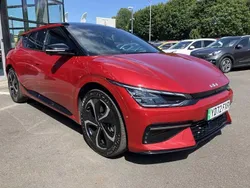 Runway red Used 2022 Kia EV6 2 SUV | £28,990 (Expensive)