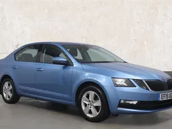 Blue Used 2019 Skoda Octavia SE Hatchback | £12,581 (Fair price)