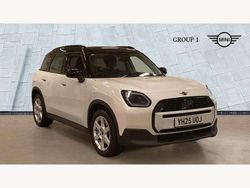 White Used 2025 Mini Countryman Classic SUV | £30,250 (Fair price)