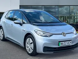 Scale silver metallic black Used 2022 VW ID.3 Pro Performance Hatchback | £15,078 (Fair price)