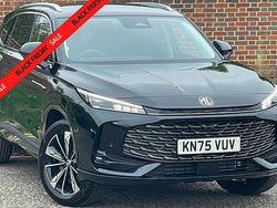 Red New 2025 MG HS Trophy SUV | £25,849 (Super price)