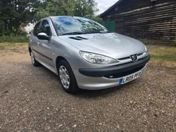 Silver Used 2005 Peugeot 206 S Hatchback | £595
