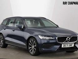 Used 2022 Volvo V60 Momentum Estate | £18,995 (Good price)