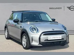 Silver Used 2023 Mini Cooper Classic Hatchback | £18,495 (Good price)