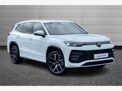 White New 2025 VW Tayron R-line SUV | £43,350 (Fair price)