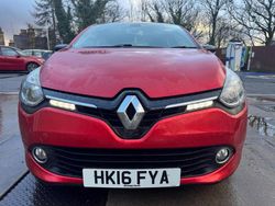 Red Used 2016 Renault Clio IV Dynamique Hatchback | £5,495 (Good price)