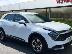 White Used 2023 Kia Sportage 2 SUV | £20,060 (Good price)