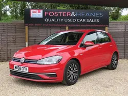 Red Used 2018 VW Golf VII SE Hatchback | £16,495 (Fair price)