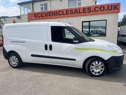 White Used 2014 Fiat Doblò MPV | £3,746 (Fair price)