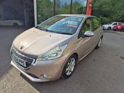 Pink Used 2014 Peugeot 208 Active Hatchback | £4,495 (Fair price)