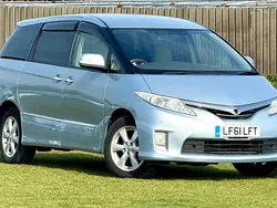 Blue Used 2015 Toyota Estima Hybrid | £5,900 (Fair price)