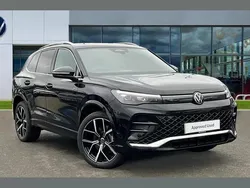 Deep black pearl Used 2025 VW Tiguan R-line SUV | £42,401