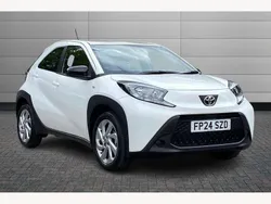 White Used 2024 Toyota Aygo PURE Hatchback | £13,050 (Fair price)