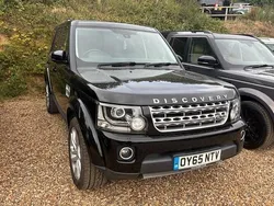 Black Used 2015 Land Rover Discovery 4 HSE SUV | £15,995 (A bit pricey)