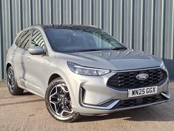 Silver Used 2025 Ford Kuga ST-Line X SUV | £28,498 (Expensive)