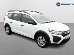 White Used 2023 Dacia Jogger Essentiel MPV | £13,299 (Fair price)