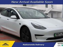 White Used 2021 Tesla Model 3 Standard Range Sedan | £18,800 (Fair price)