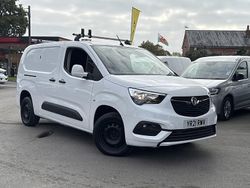 White Used 2021 Vauxhall Combo Sportive MPV | £10,995 (Fair price)