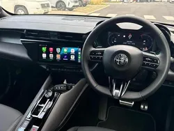 Grey New 2025 Alfa Romeo Junior SUV | £26,587 (Good price)