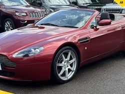 Red Used 2006 Aston Martin V8 Vantage Coupe | £26,995 (Fair price)