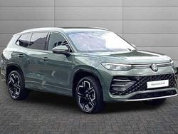 Green New 2025 VW Tayron R-line SUV | £44,995 (Fair price)