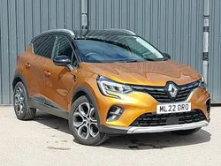 Orange Used 2022 Renault Captur SE SUV | £14,998 (Fair price)