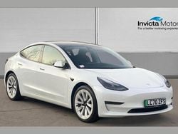 White Used 2020 Tesla Model 3 Long Range AWD Sedan | £18,000 (Fair price)
