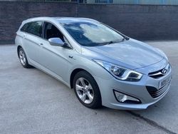 Silver Used 2015 Hyundai i40 Active Estate | £5,495 (Fair price)