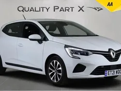 White Used 2021 Renault Clio V Iconic Hatchback | £9,680 (Good price)