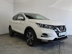 White Used 2017 Nissan Qashqai N-Connecta SUV | £8,995 (Fair price)