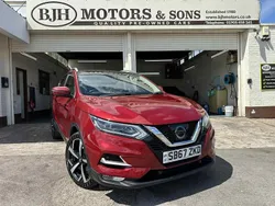 Red Used 2017 Nissan Qashqai Tekna SUV | £8,988 (A bit pricey)