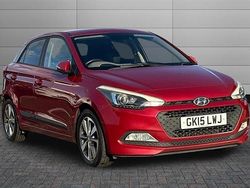 Passion red Used 2015 Hyundai i20 Premium Hatchback | £8,290 (Fair price)