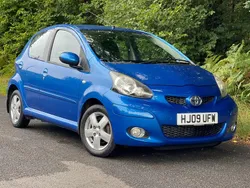Blue Used 2009 Toyota Aygo Hatchback | £1,995 (Fair price)