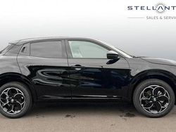 Black New 2025 Alfa Romeo Junior SUV | £24,366 (Good price)