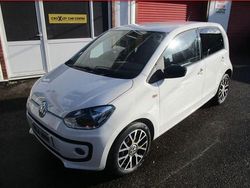 White Used 2014 VW up! Groove Hatchback | £6,250 (Fair price)