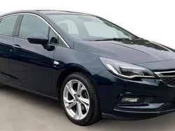 Metallic green Used 2017 Vauxhall Astra SRi Hatchback | £7,990 (A bit pricey)