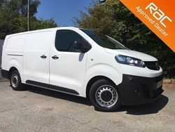 White Used 2022 Vauxhall Vivaro S Van | £13,194 (Fair price)