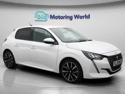 White Used 2020 Peugeot 208 Allure Hatchback | £11,800 (Fair price)