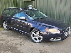 Blue Used 2010 Volvo V70 R-Design Estate | £3,150 (Fair price)