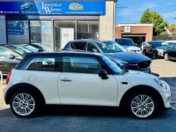 White Used 2018 Mini Cooper Hatch Hatchback | £12,475 (Fair price)
