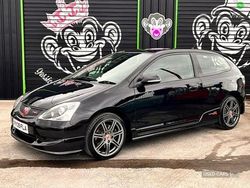 Black Used 2005 Honda Civic Type R Hatchback | £8,895 (Expensive)